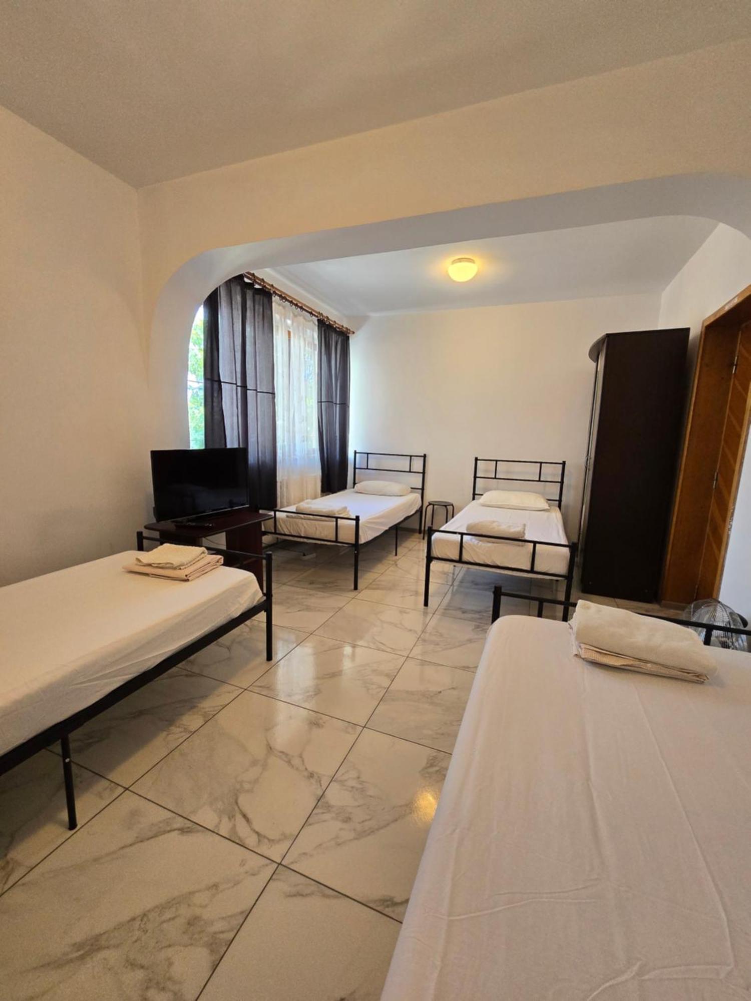 Z Villa Bucureşti Eksteriør bilde