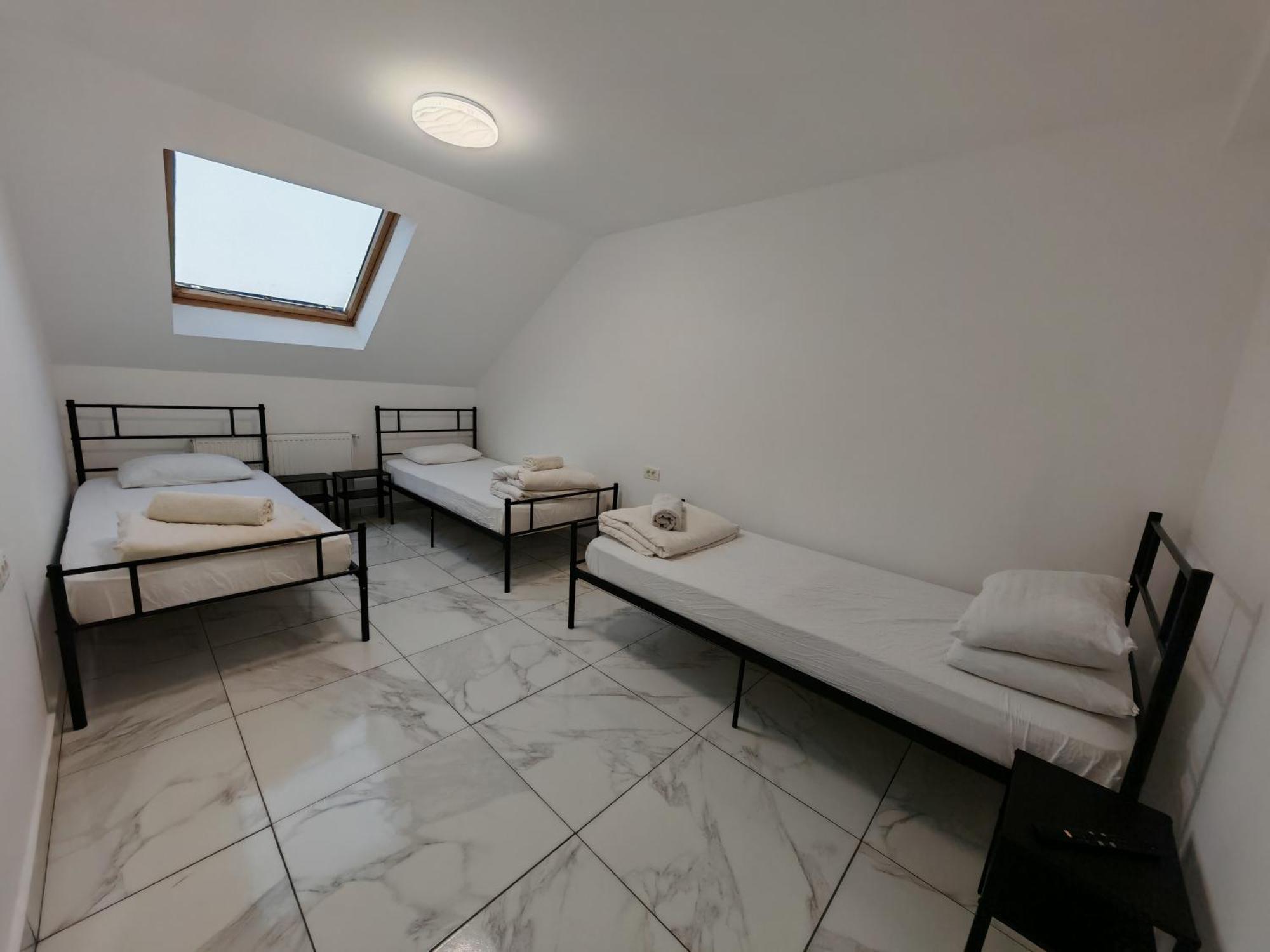 Z Villa Bucureşti Eksteriør bilde