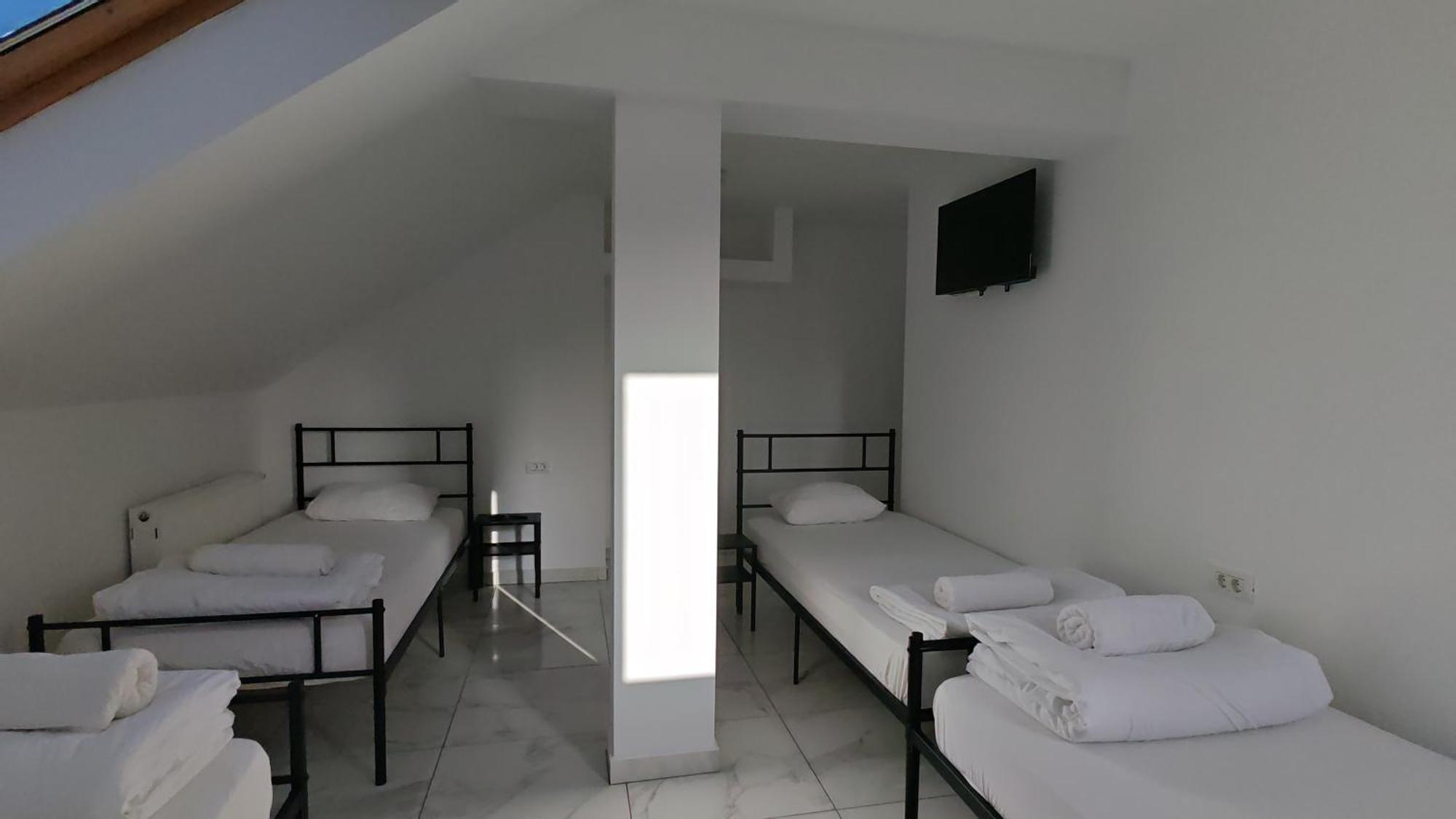 Z Villa Bucureşti Eksteriør bilde